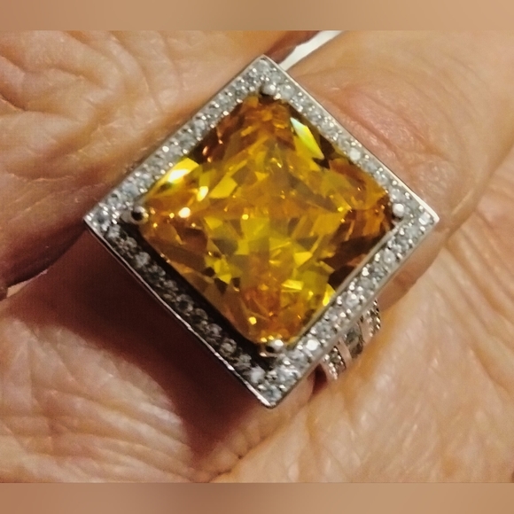 Shop LC Jewelry - Lustro Stella Bright Yellow & White CZ Halo Ring Platinum Over Sterling Silver
